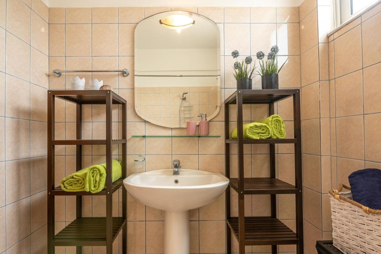 Apartment Agiazi Beachfront Chania (Crete)