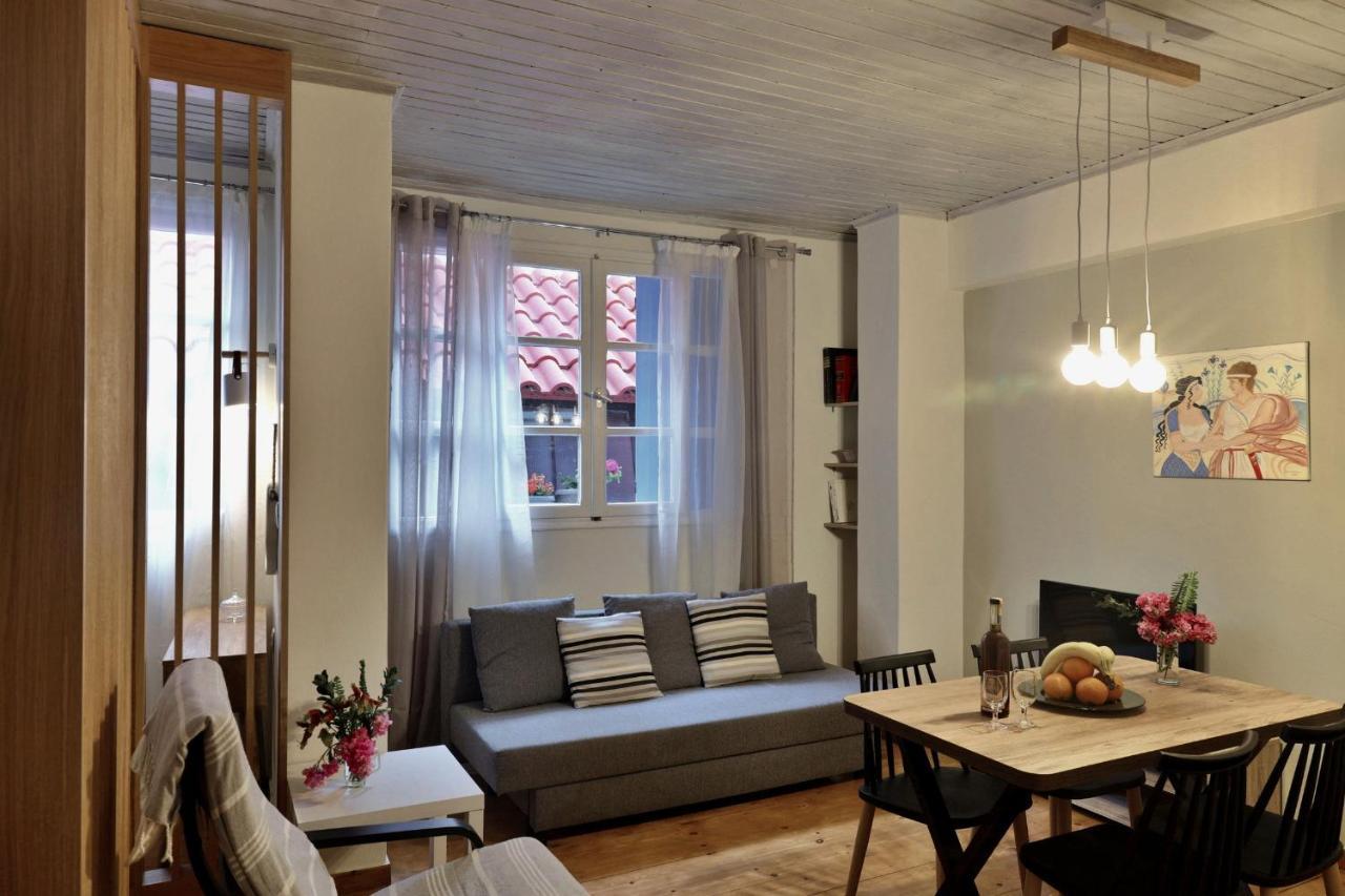 Helianthi Apartment