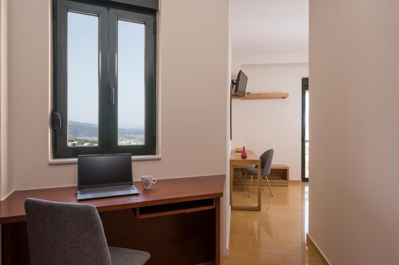 Pousada View - Heated Pool & Gym - Majestic Views - 5 Min Drive From Center Chrissi Akti Chania