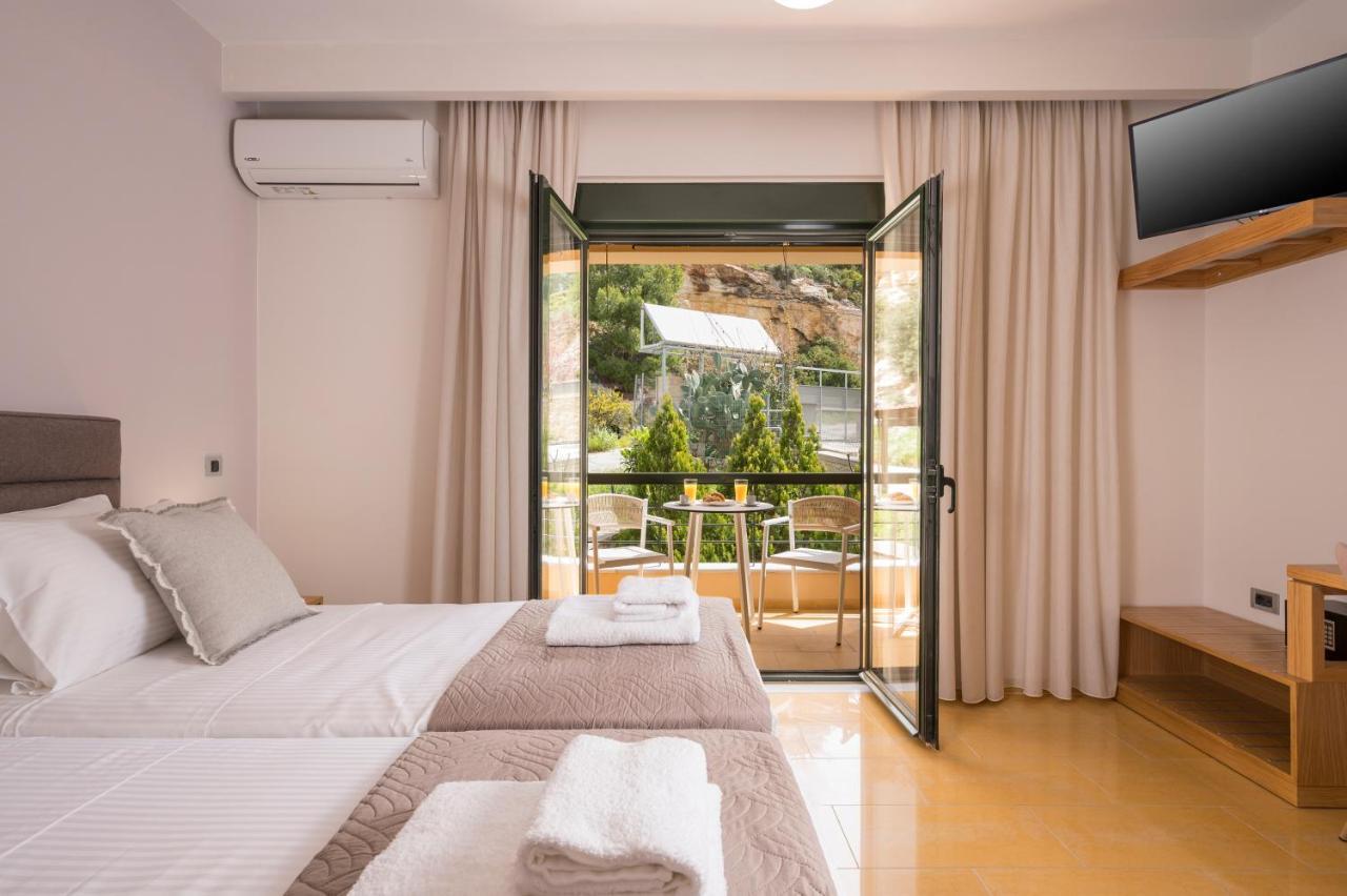 View - Heated Pool & Gym - Majestic Views - 5 Min Drive From Center *