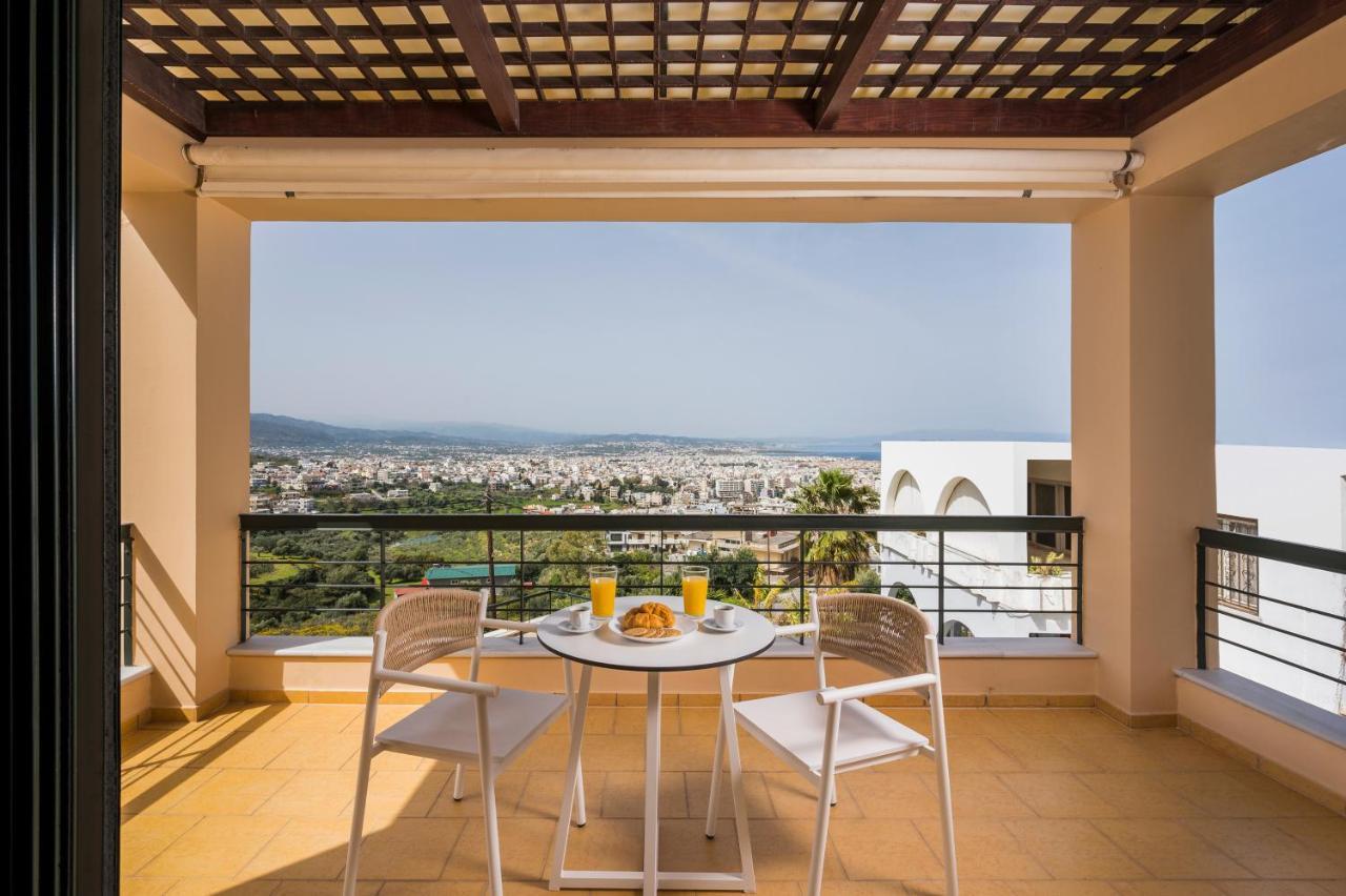 Pousada View - Heated Pool & Gym - Majestic Views - 5 Min Drive From Center