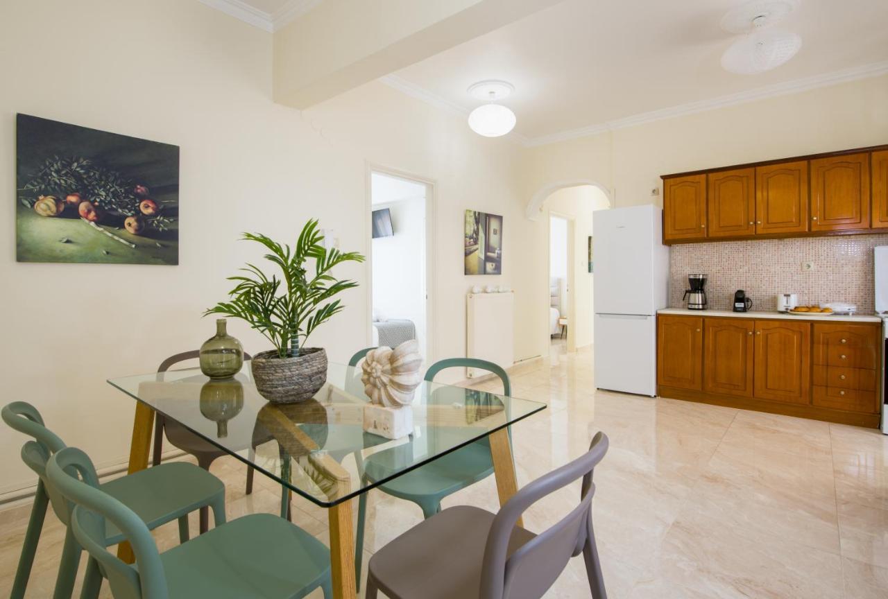 Center Manolia Dream 3 Bedroom 100m Away From The Apartment *