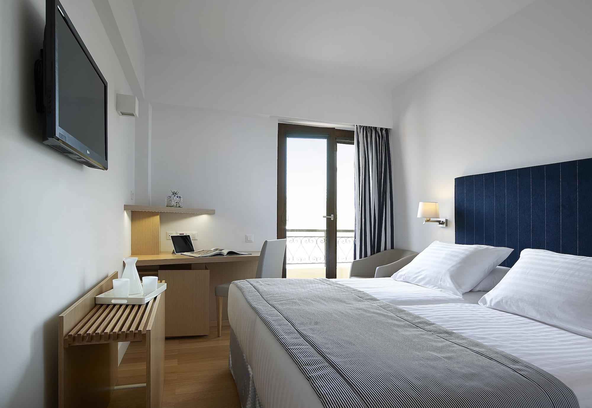 Porto Veneziano Hotel 3*