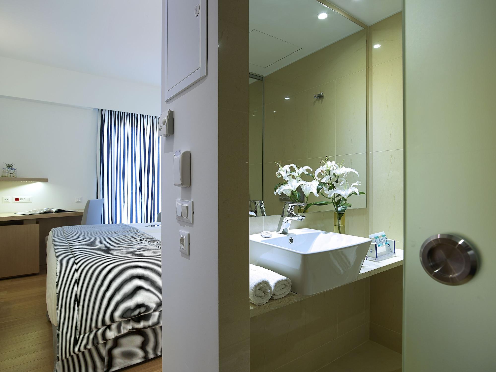 Porto Veneziano Hotel 3*