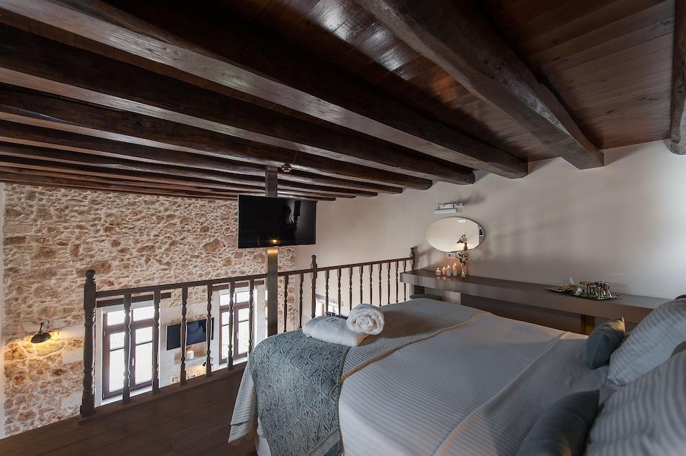 Serenissima Boutique Chania (Crete)