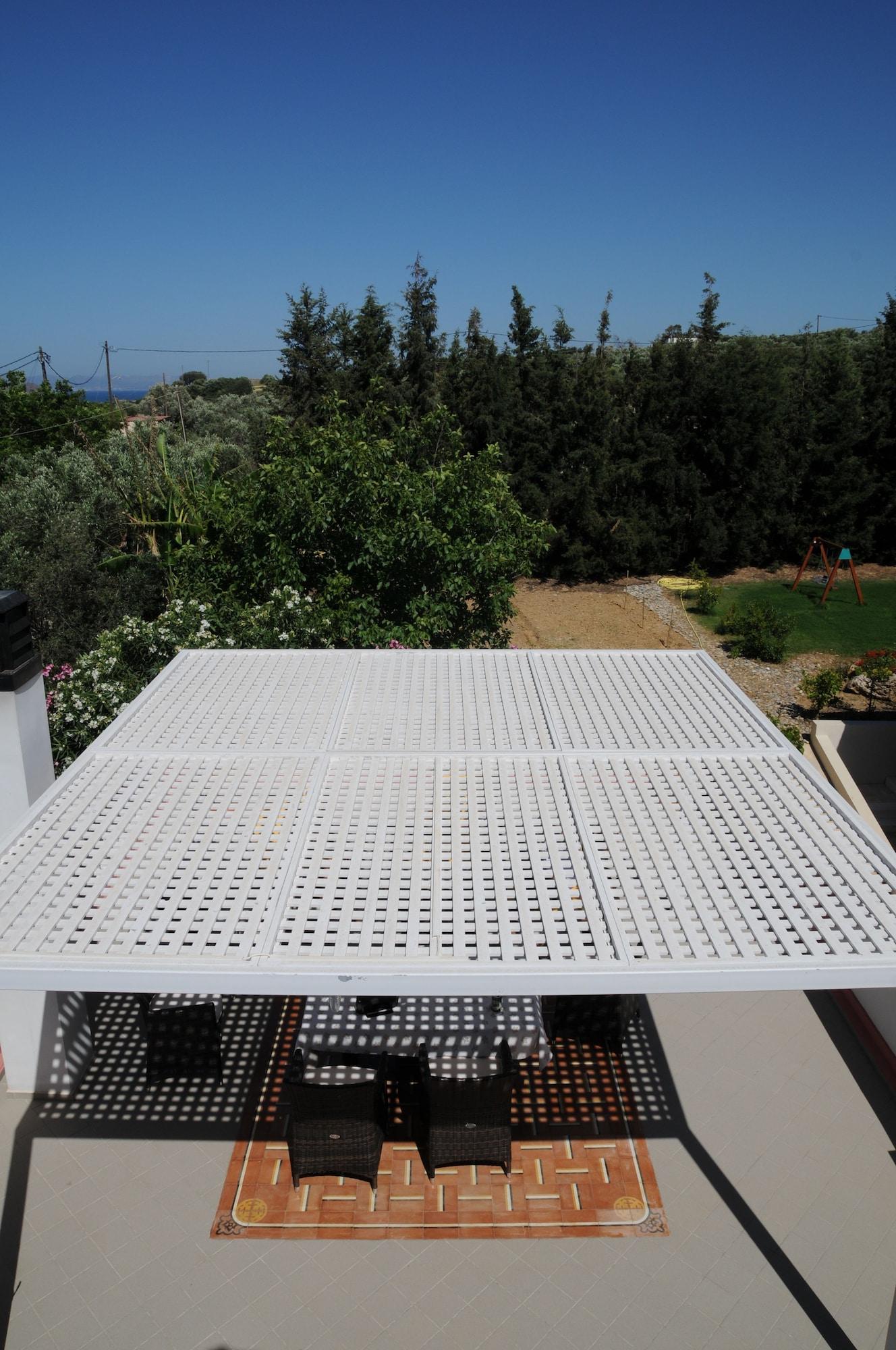 Metohi Georgila Aparthotel 4*