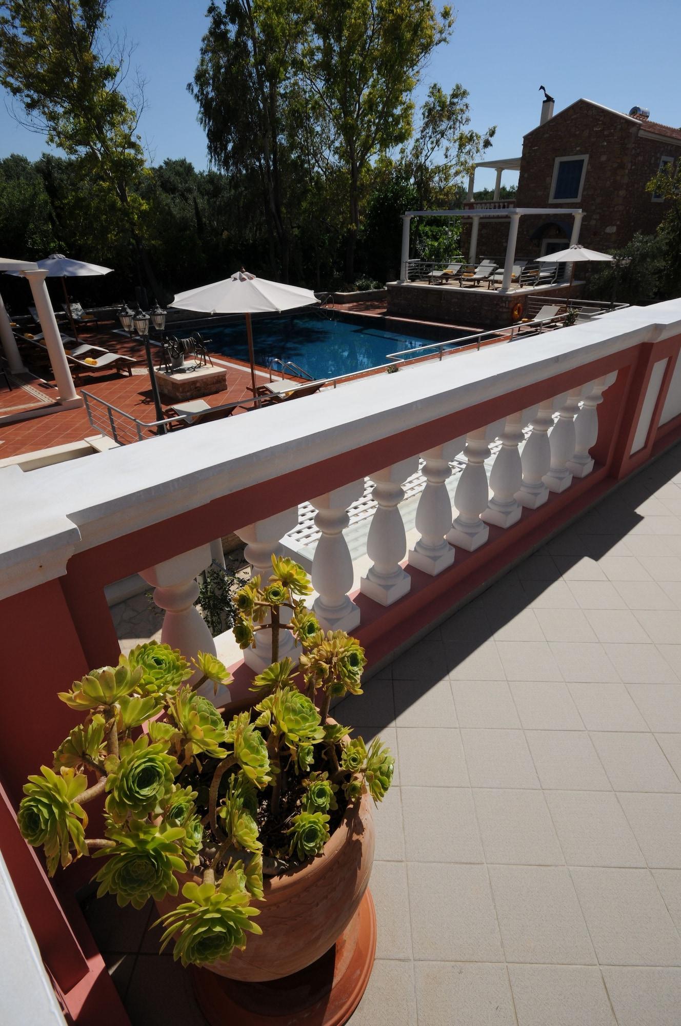 Metohi Georgila Aparthotel 4*