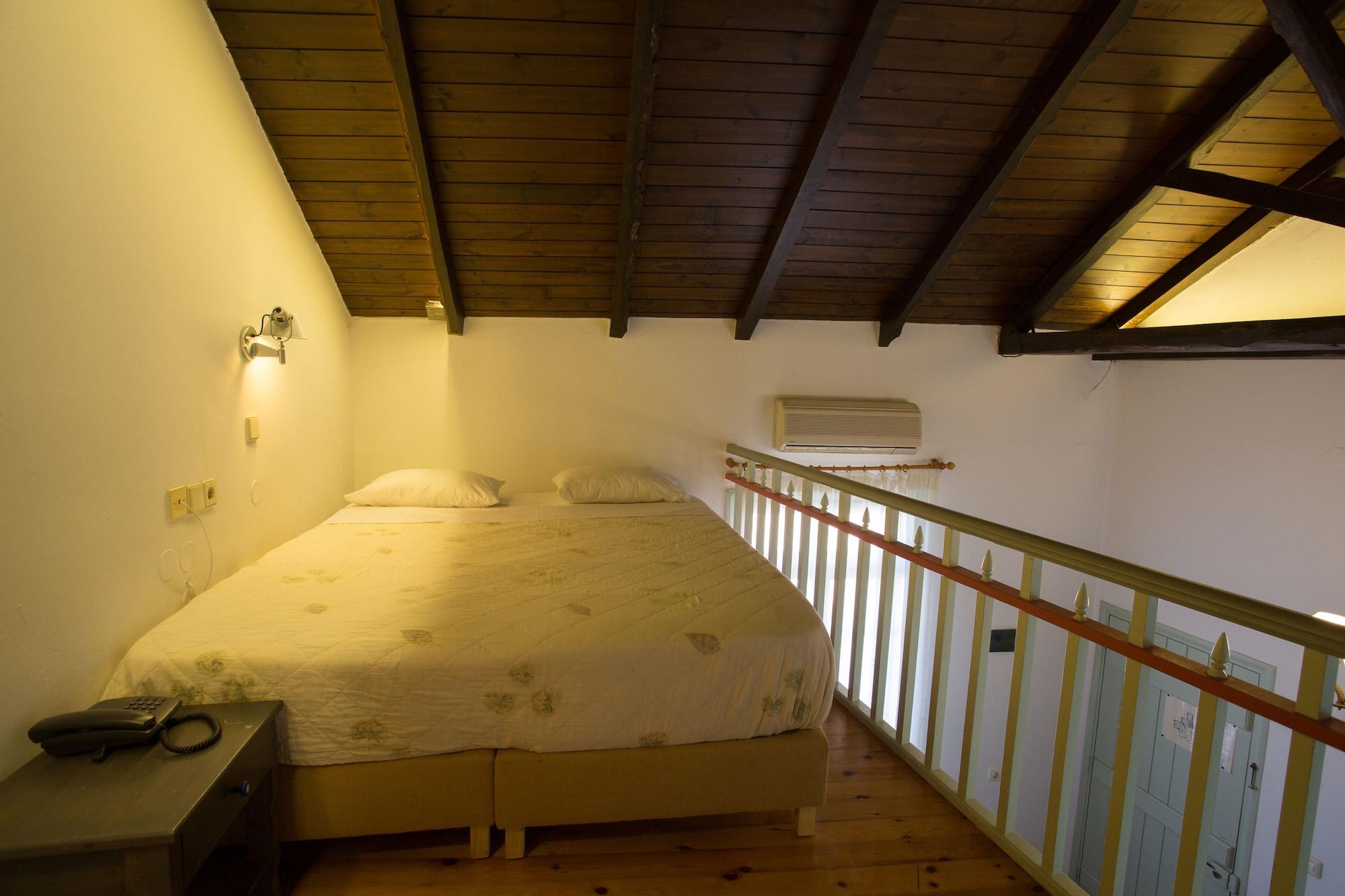 Aparthotel Nostos 3*