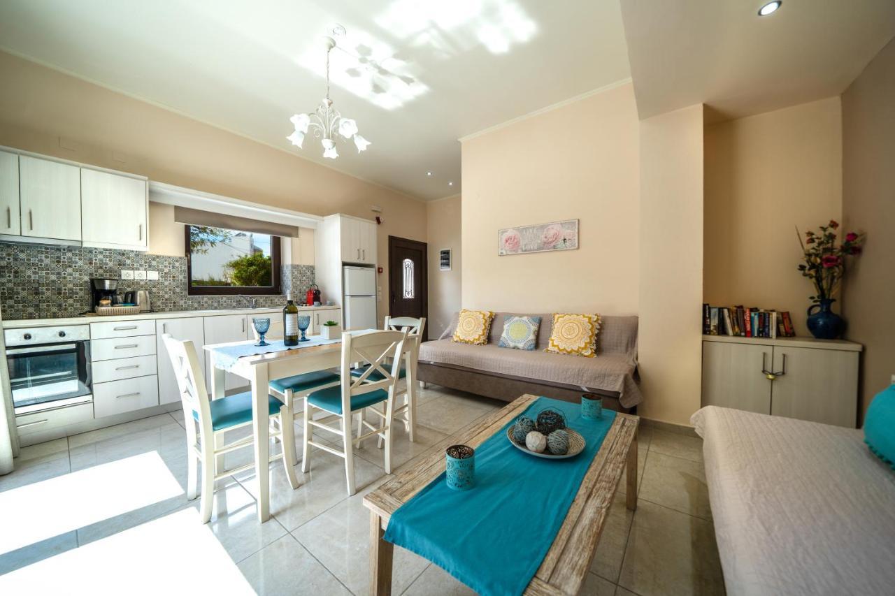 Iro And Boutique Homes Apartment