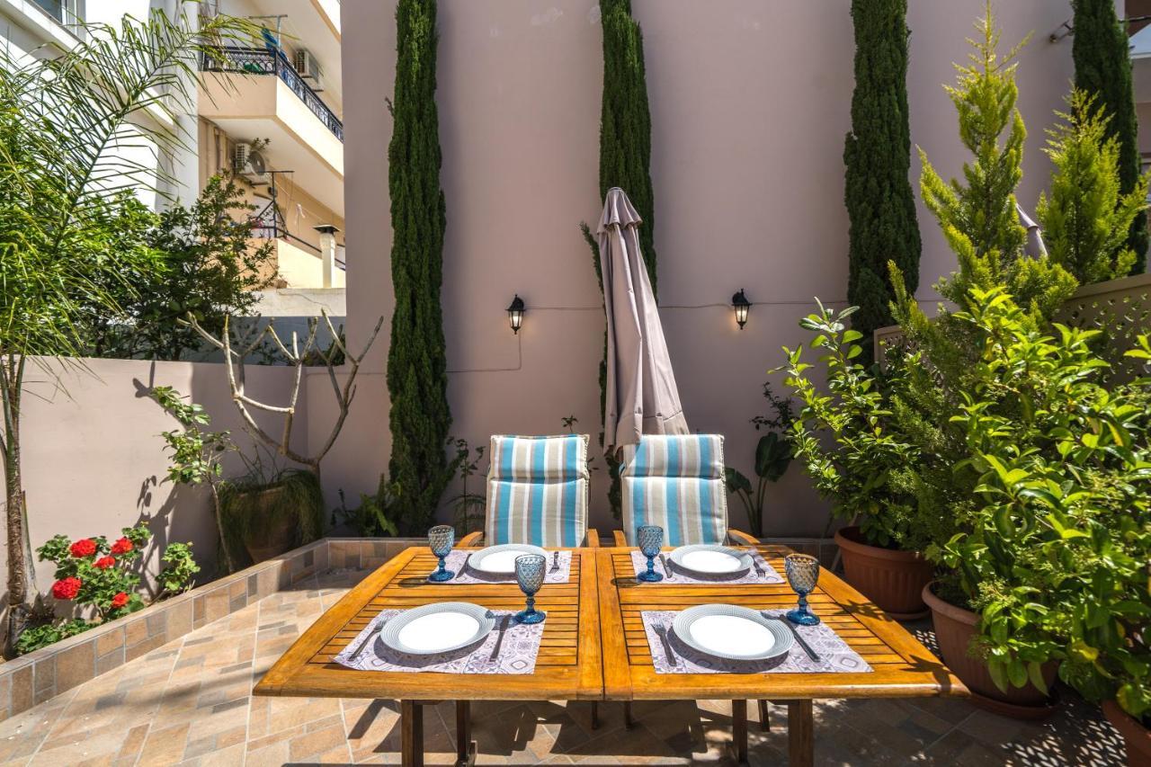 Iro And Boutique Homes Apartment