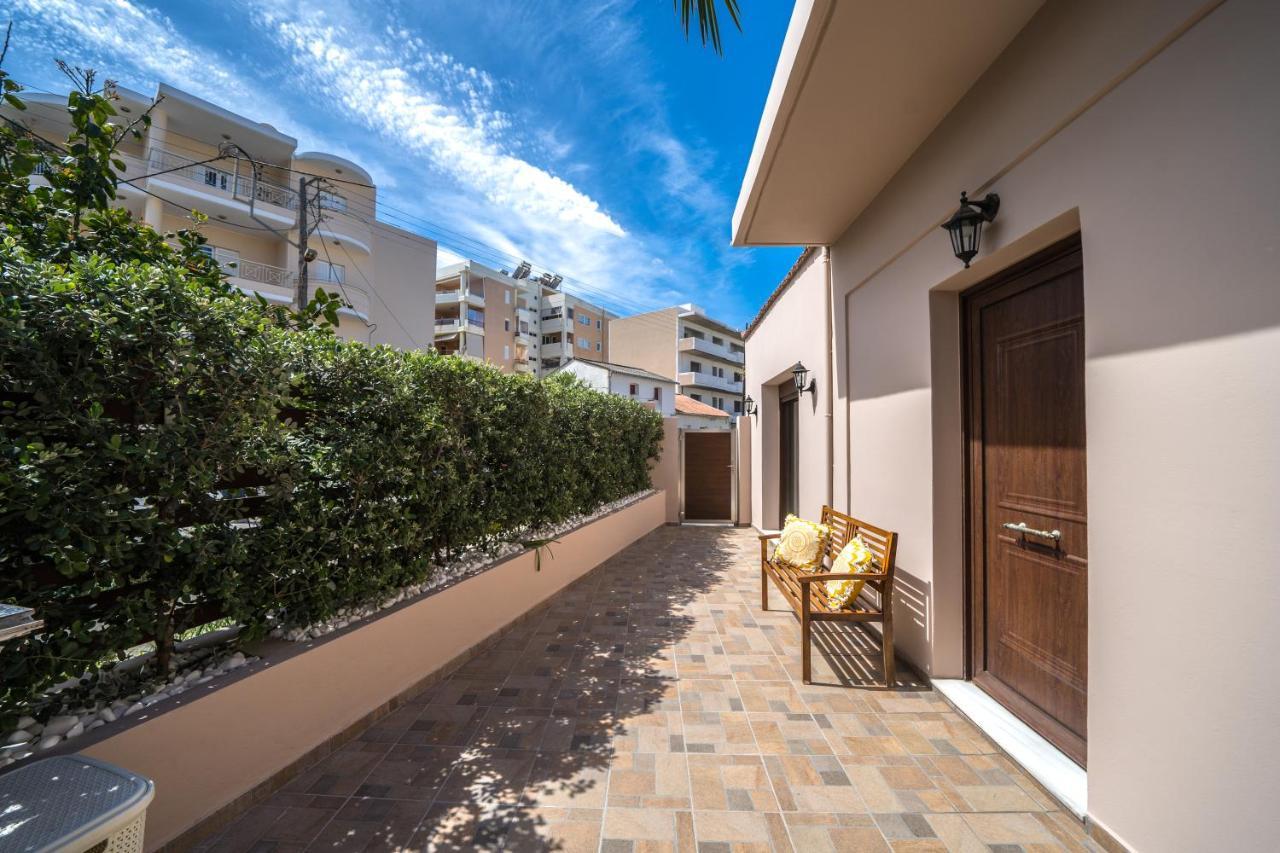 Iro And Boutique Homes Apartment