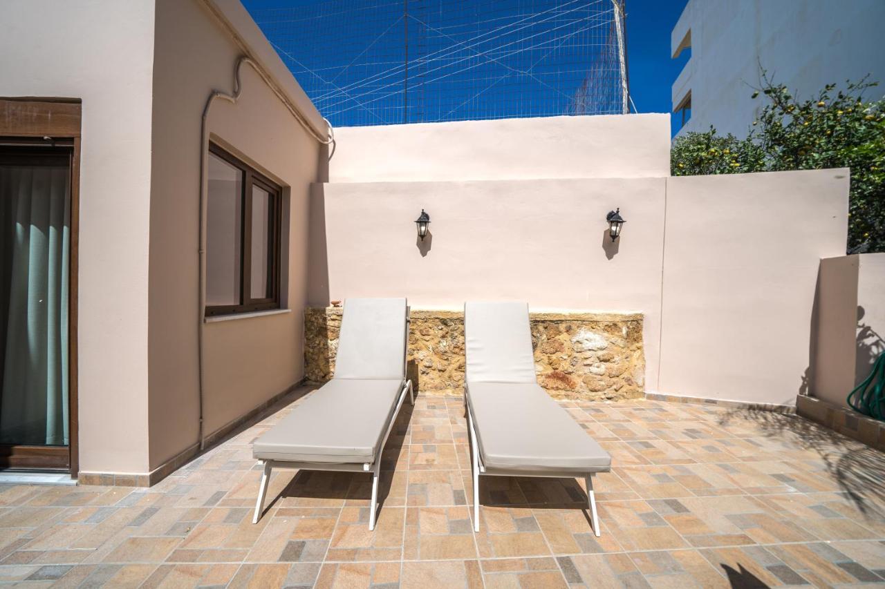Iro And Boutique Homes Apartment