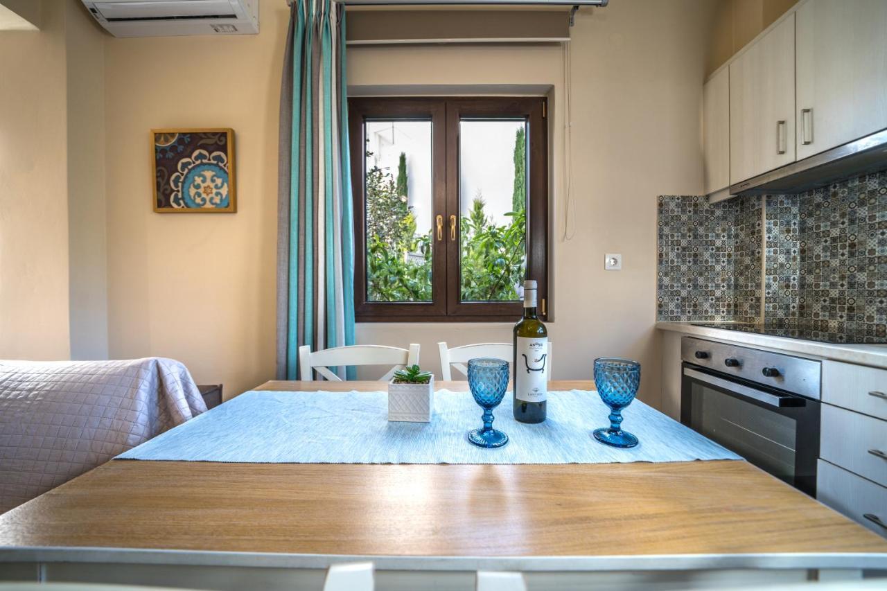 Iro And Boutique Homes *