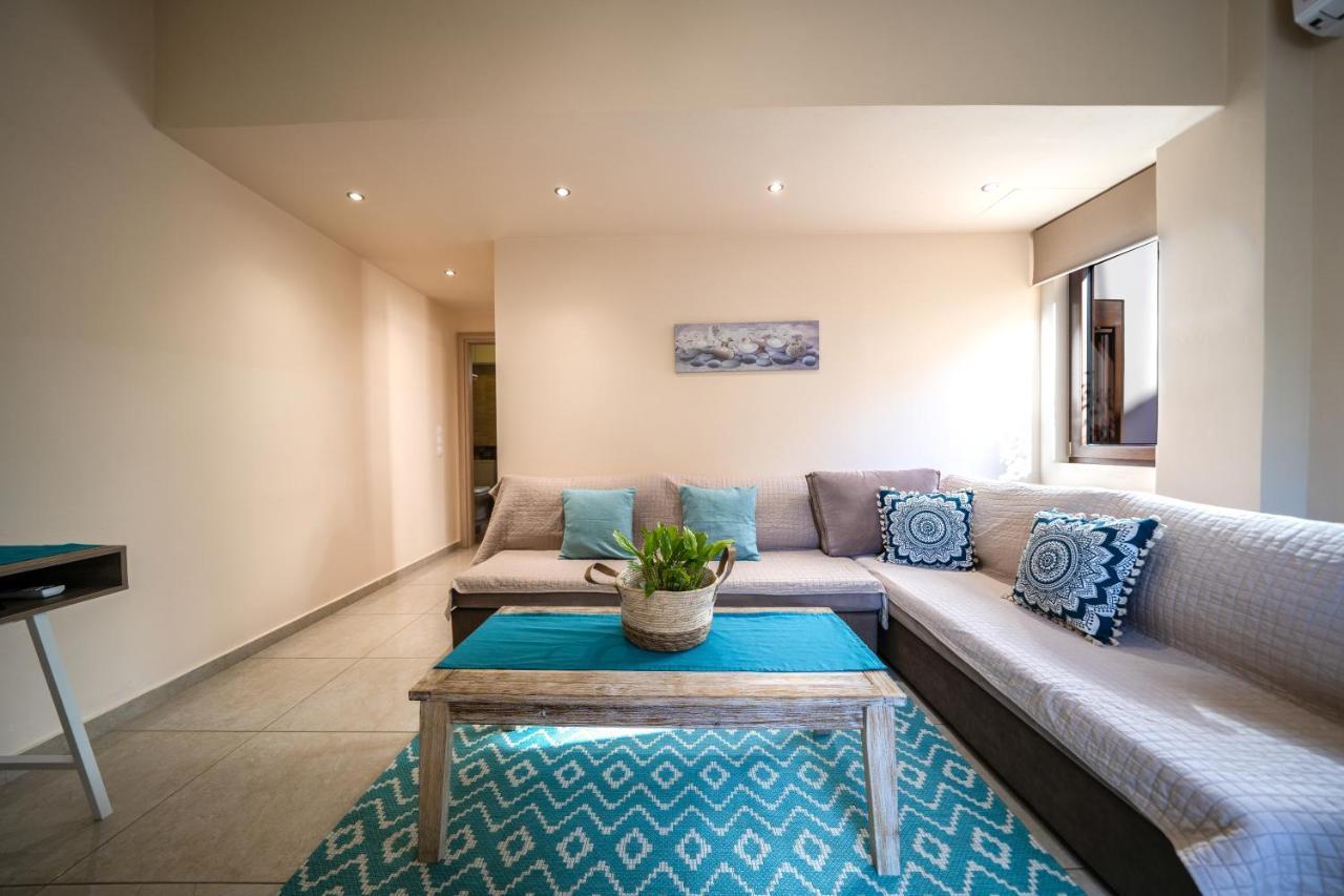 Iro And Boutique Homes *