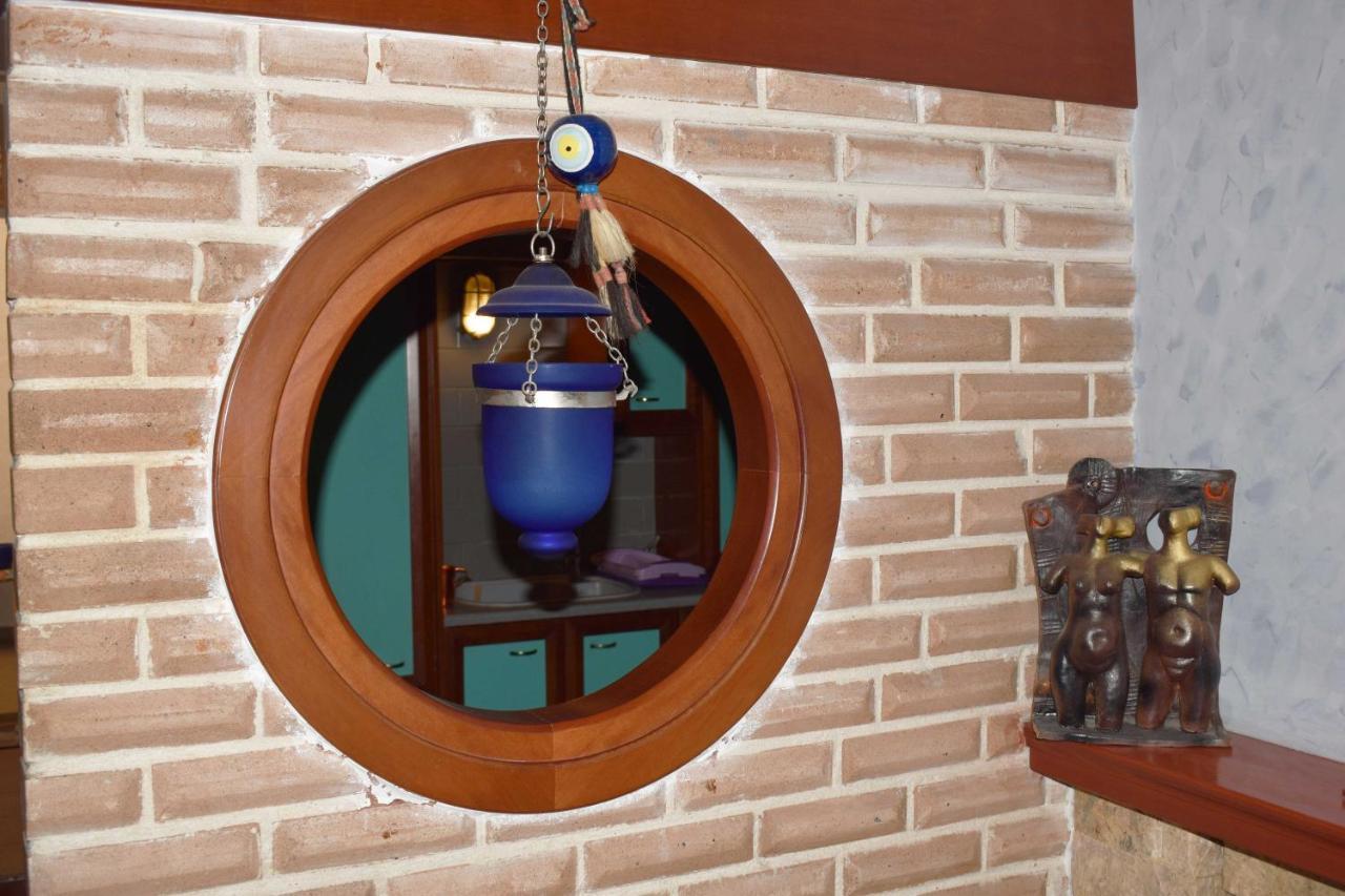 Gallery Art Loft, Chania, Crete *
