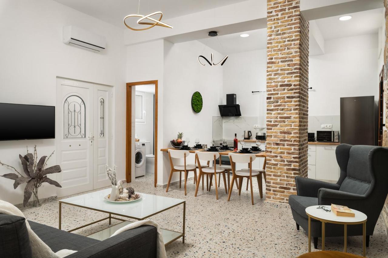 Vakantiehuis Michalis Nchouse 33 *
