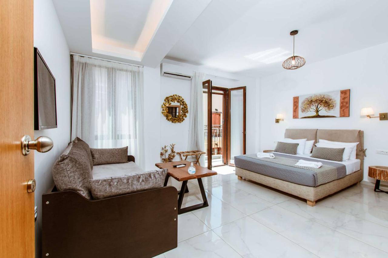 Deluxe Hotel 3*
