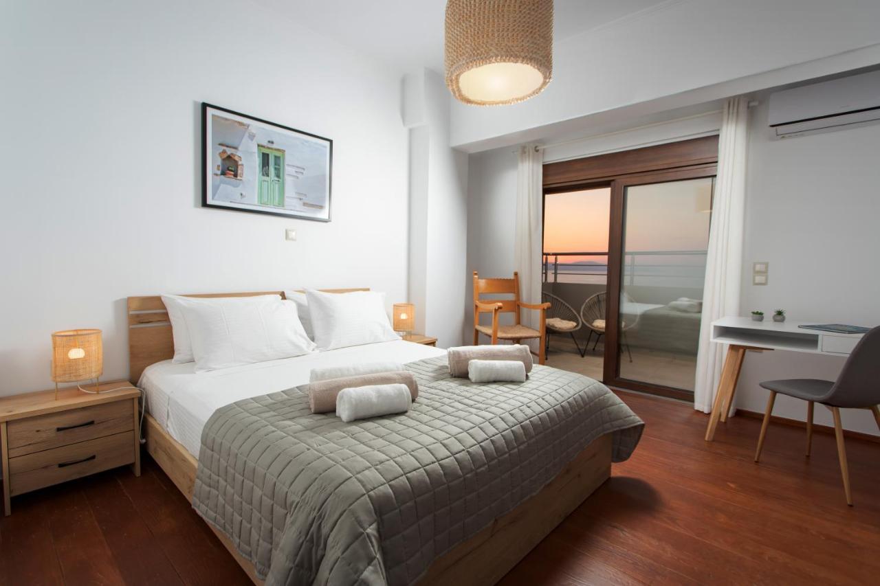 Overview Chania With Sea View And Amazing Sunset Appartement
