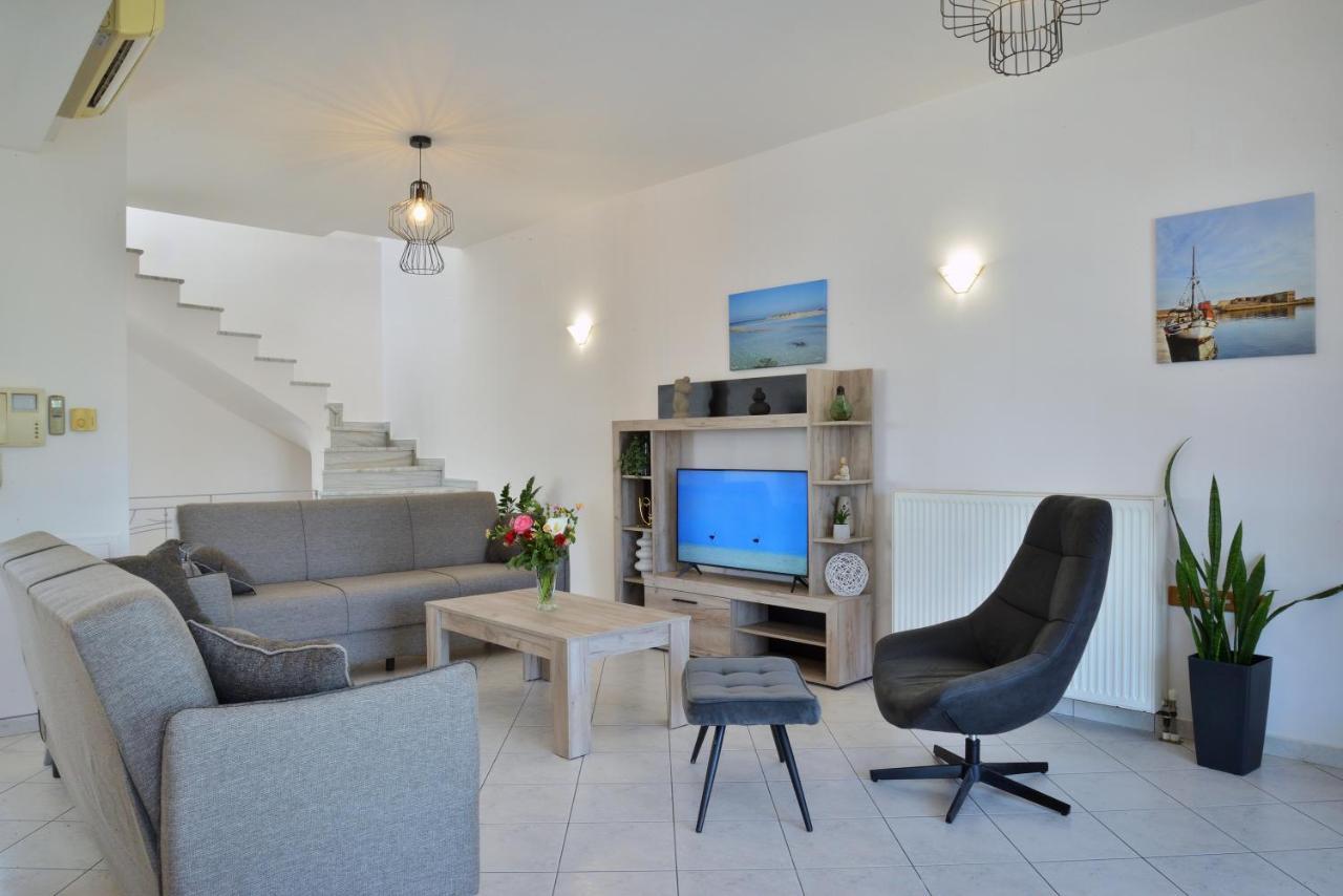 Gavalas Urban Apartment