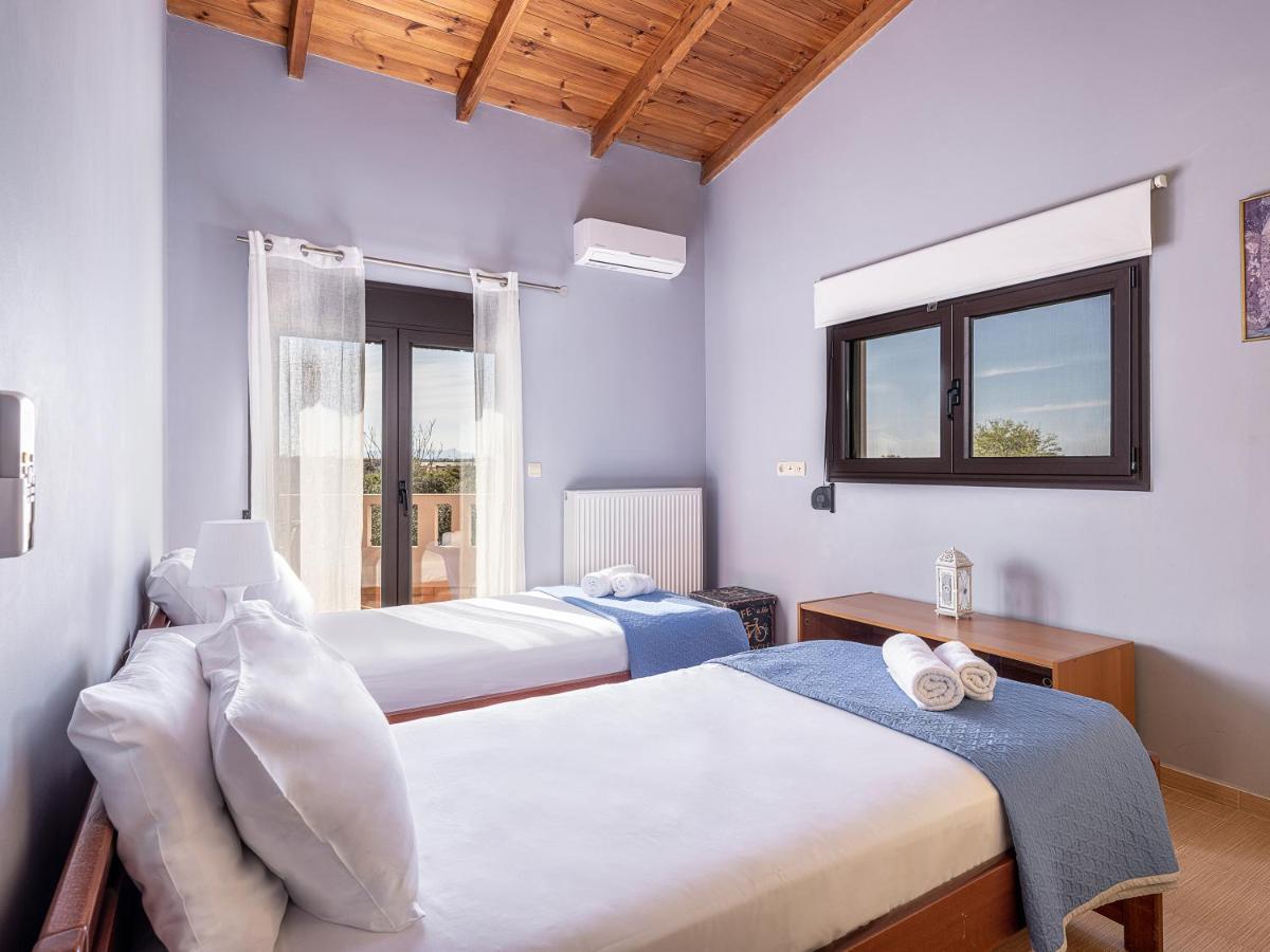 Fanouris Villa