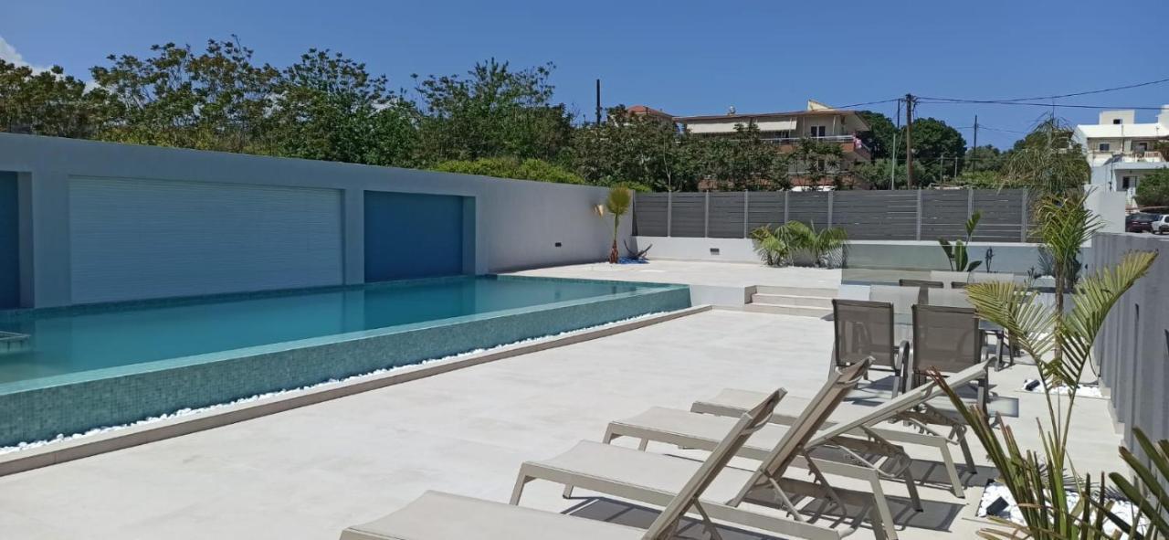 Aurora Suites *