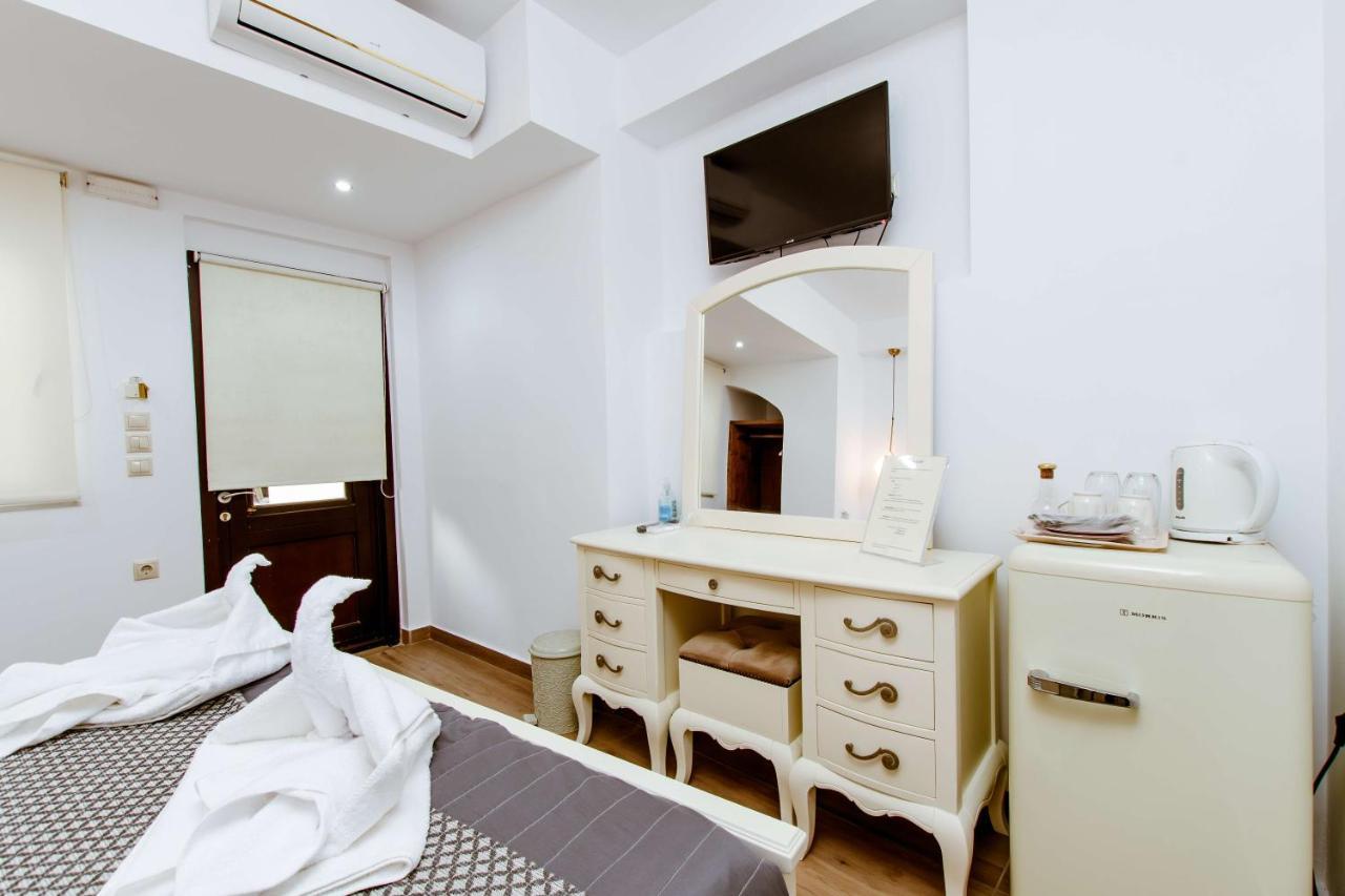 Bozzali 4* Chania (Crete)