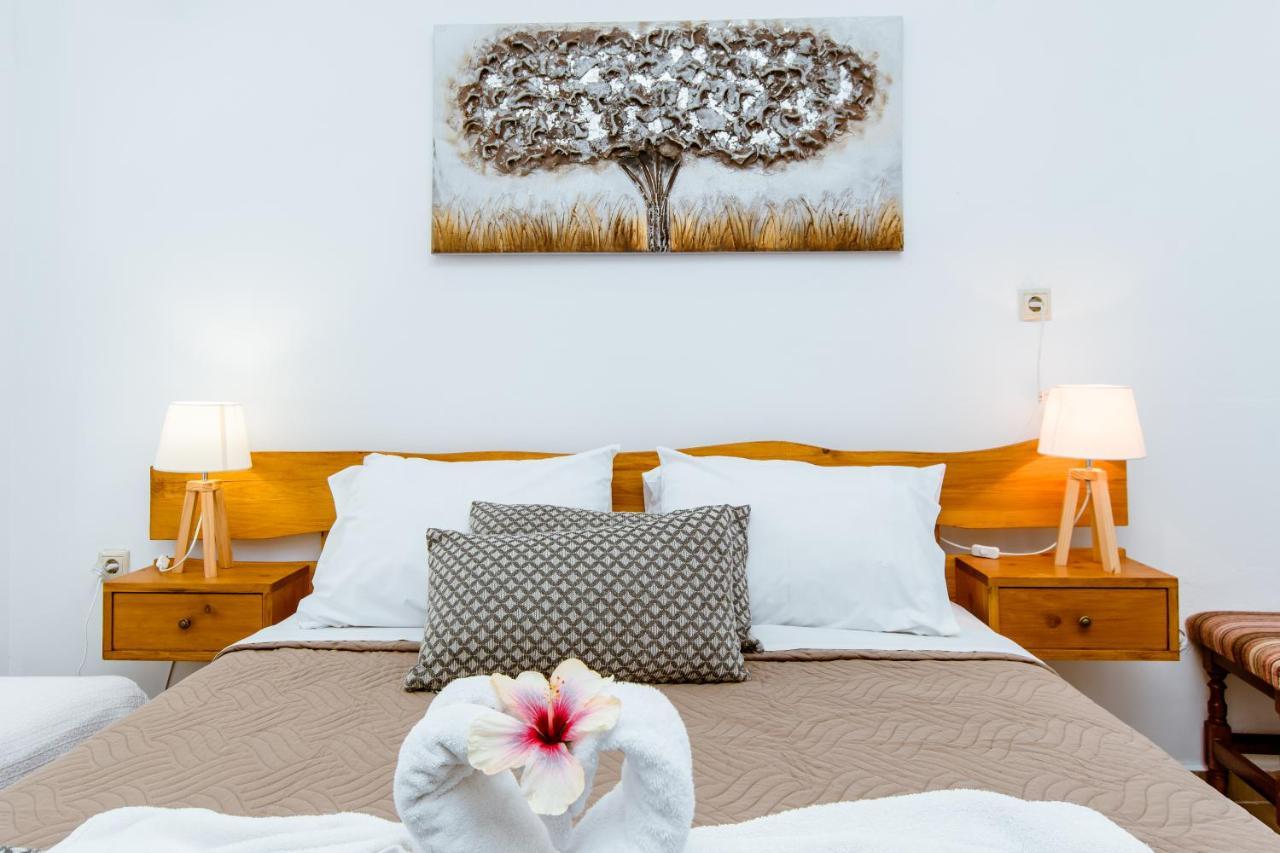 Bozzali Guest house Chania (Crete)