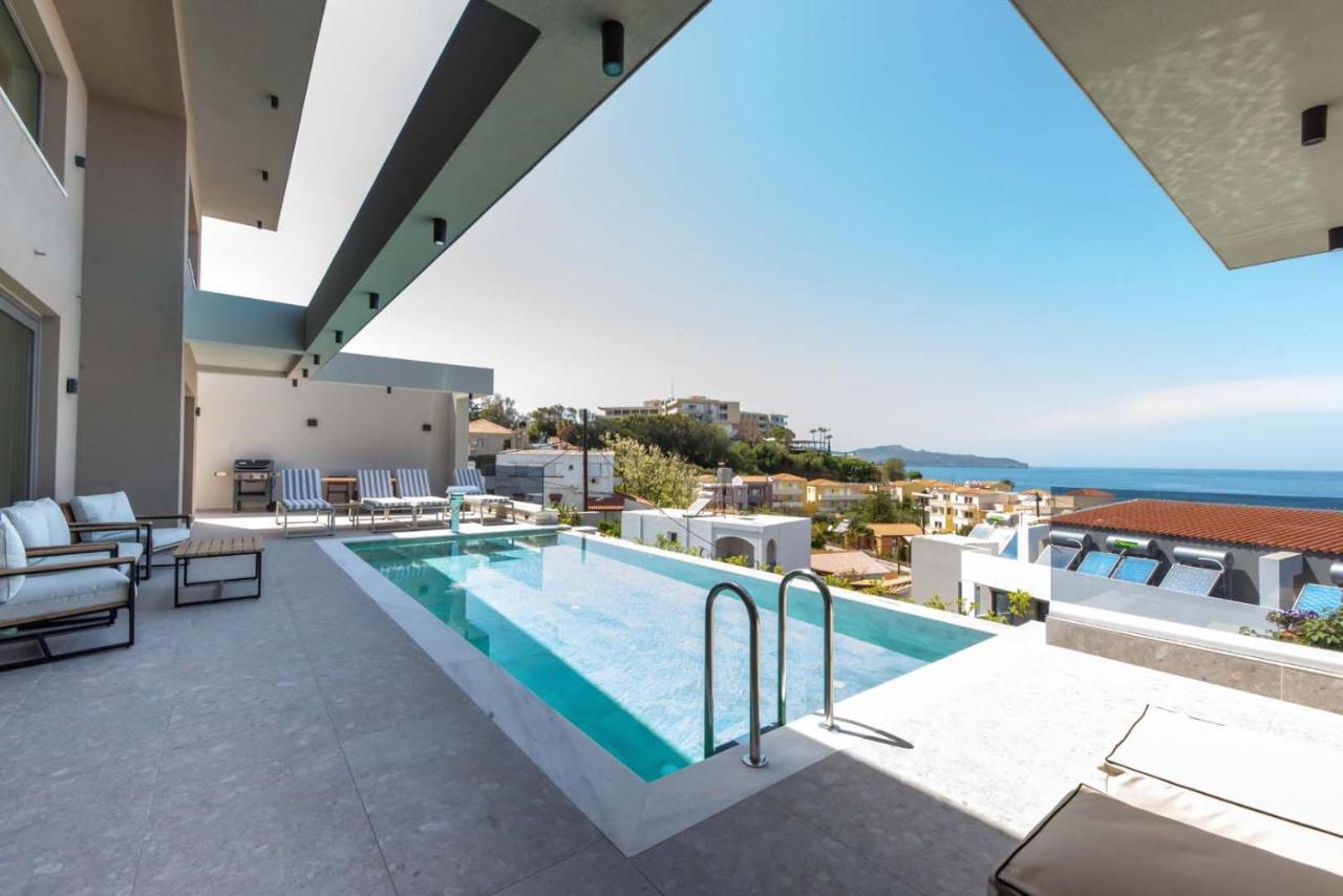 Villa Seafront I 