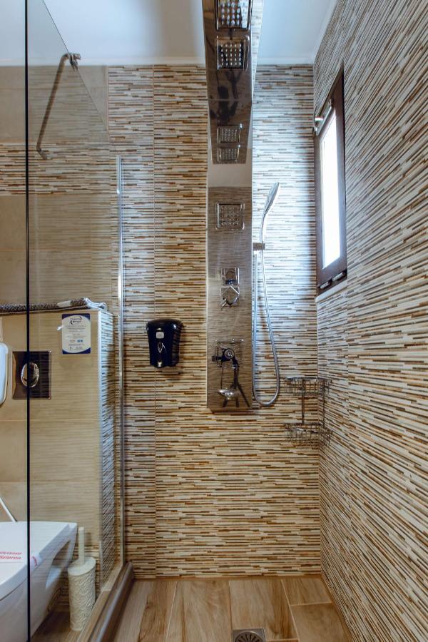 Hotel Deluxe Chania (Crete)