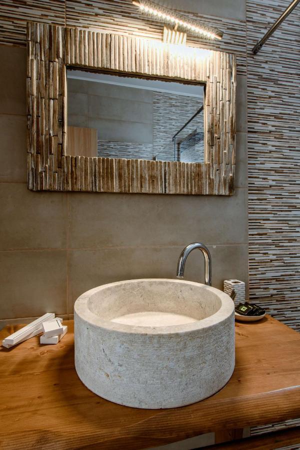 Deluxe 3* Chania (Crete)