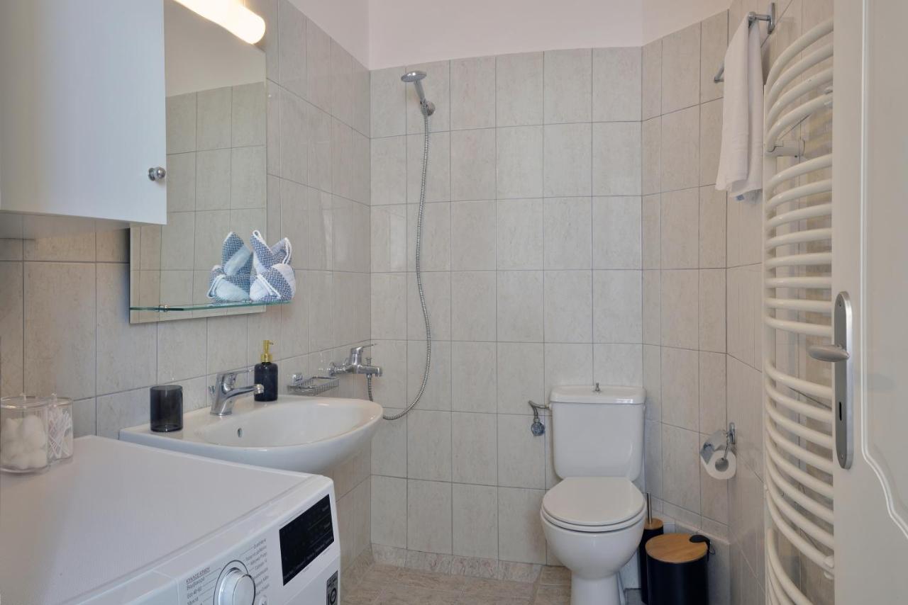 Gavalas Urban Apartment *