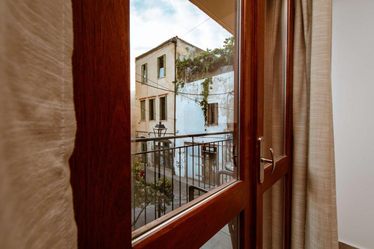 Hotel Deluxe Chania (Crete)