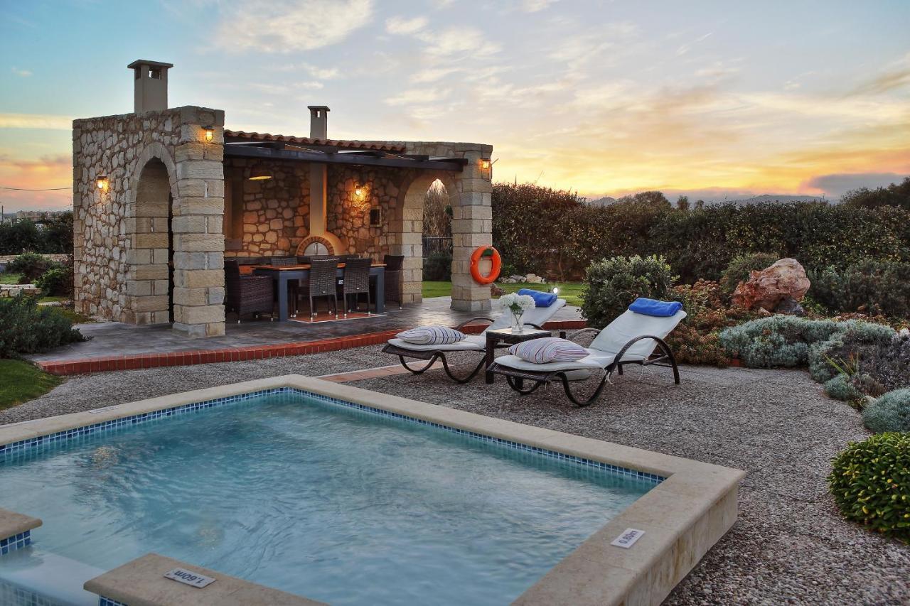 Villa Beachfront Aqua Marine With Private Pool,ping-pong & Bbq *