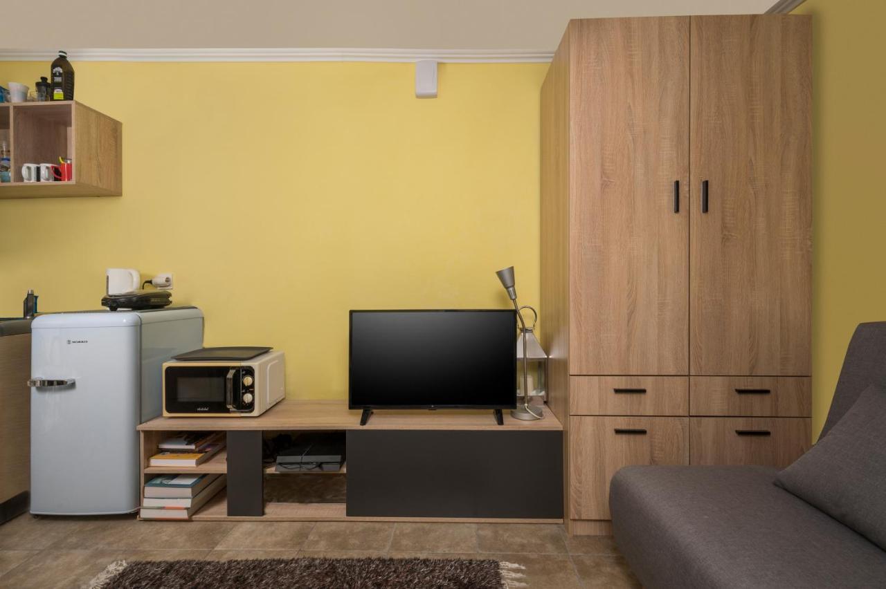 Splatzia Central Cozy Studio Apartment *