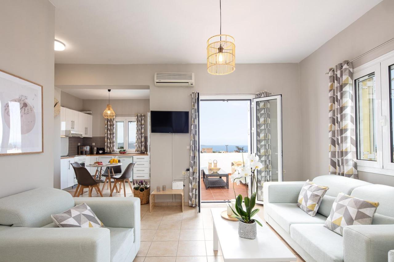 Plaka Modern Apartment *