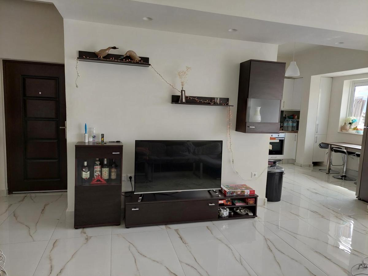 Apartment Penthouse In Chania Heart