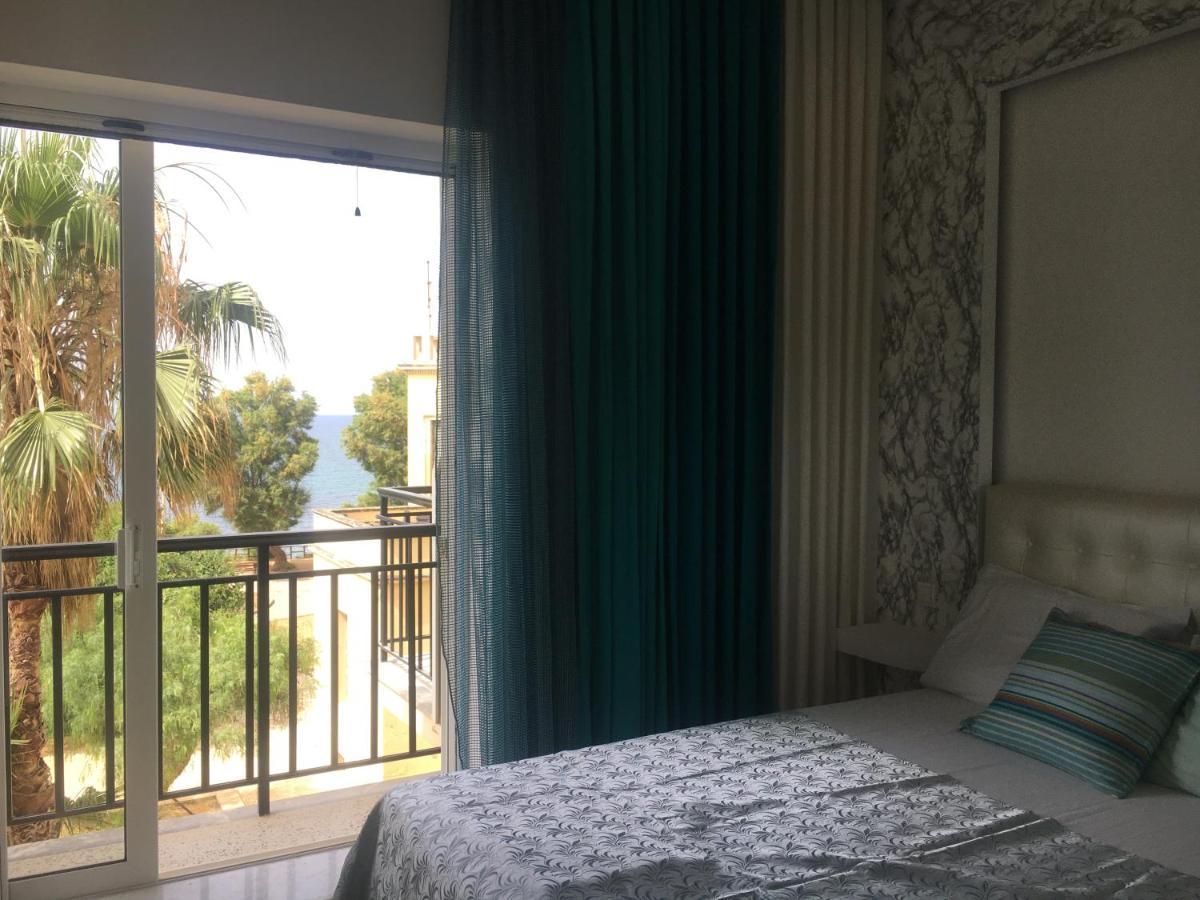 Apartment At The Beach! +10min= Port&center. *