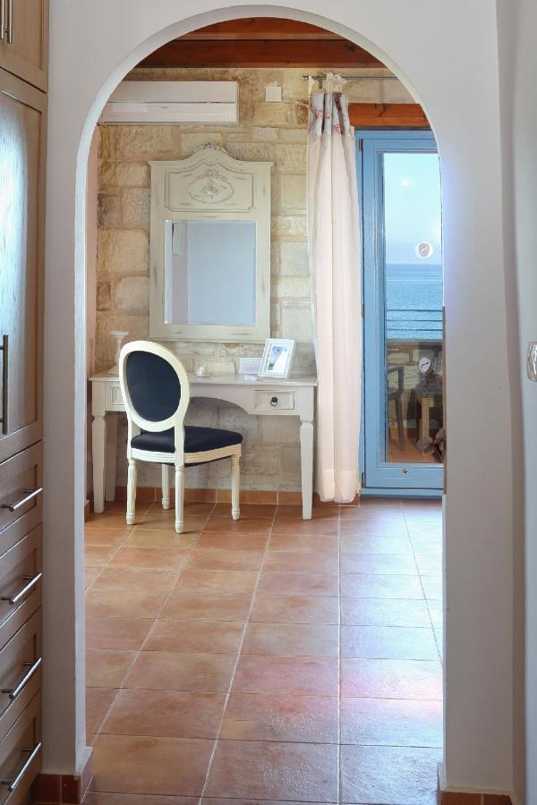 Villa Beachfront Aqua Marine With Private Pool,ping-pong & Bbq *