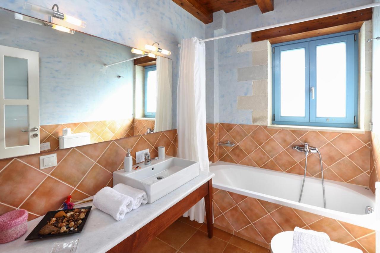 Beachfront Aqua Marine With Private Pool,ping-pong & Bbq *