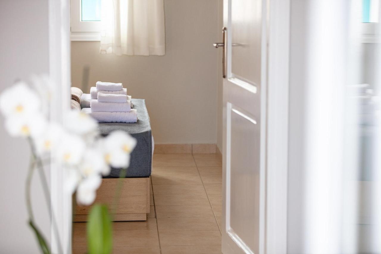 Plaka Modern Apartment *