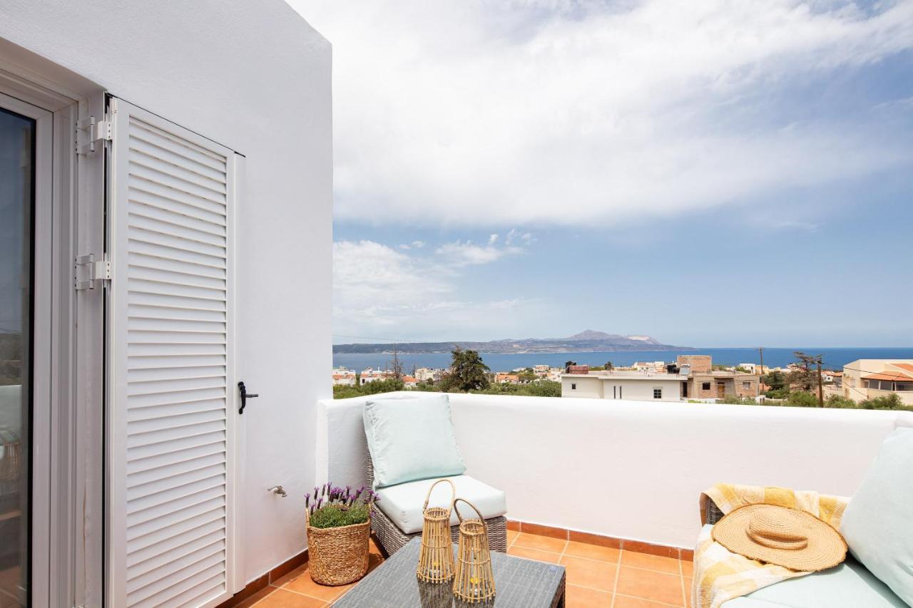 Apartment Plaka Modern