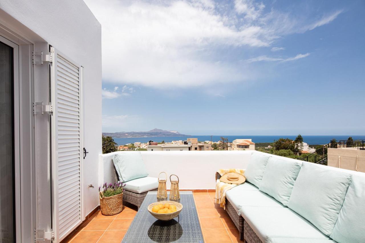 Apartment Plaka Modern