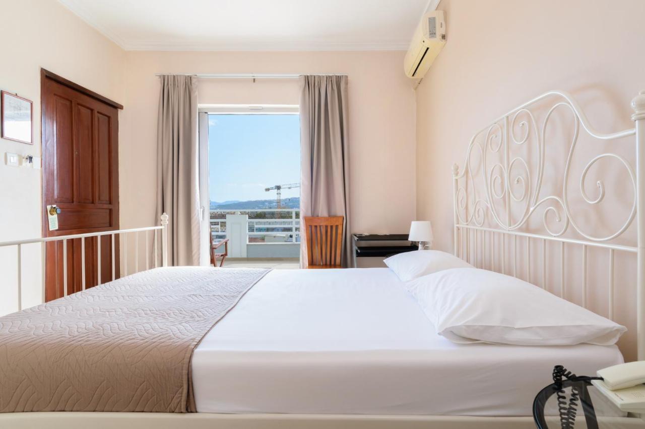 Hotel Archontiki 3*