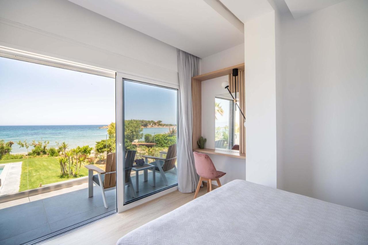 Villa Isalos Seafront I Sea Fragrance Chania (Crete)