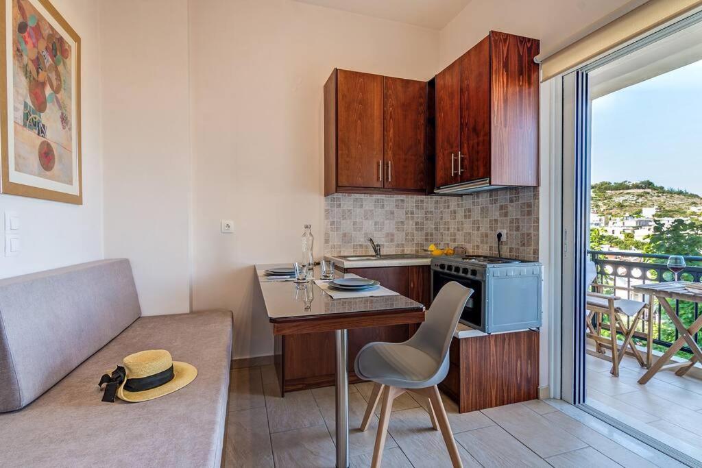 Chic With Great View Apartment