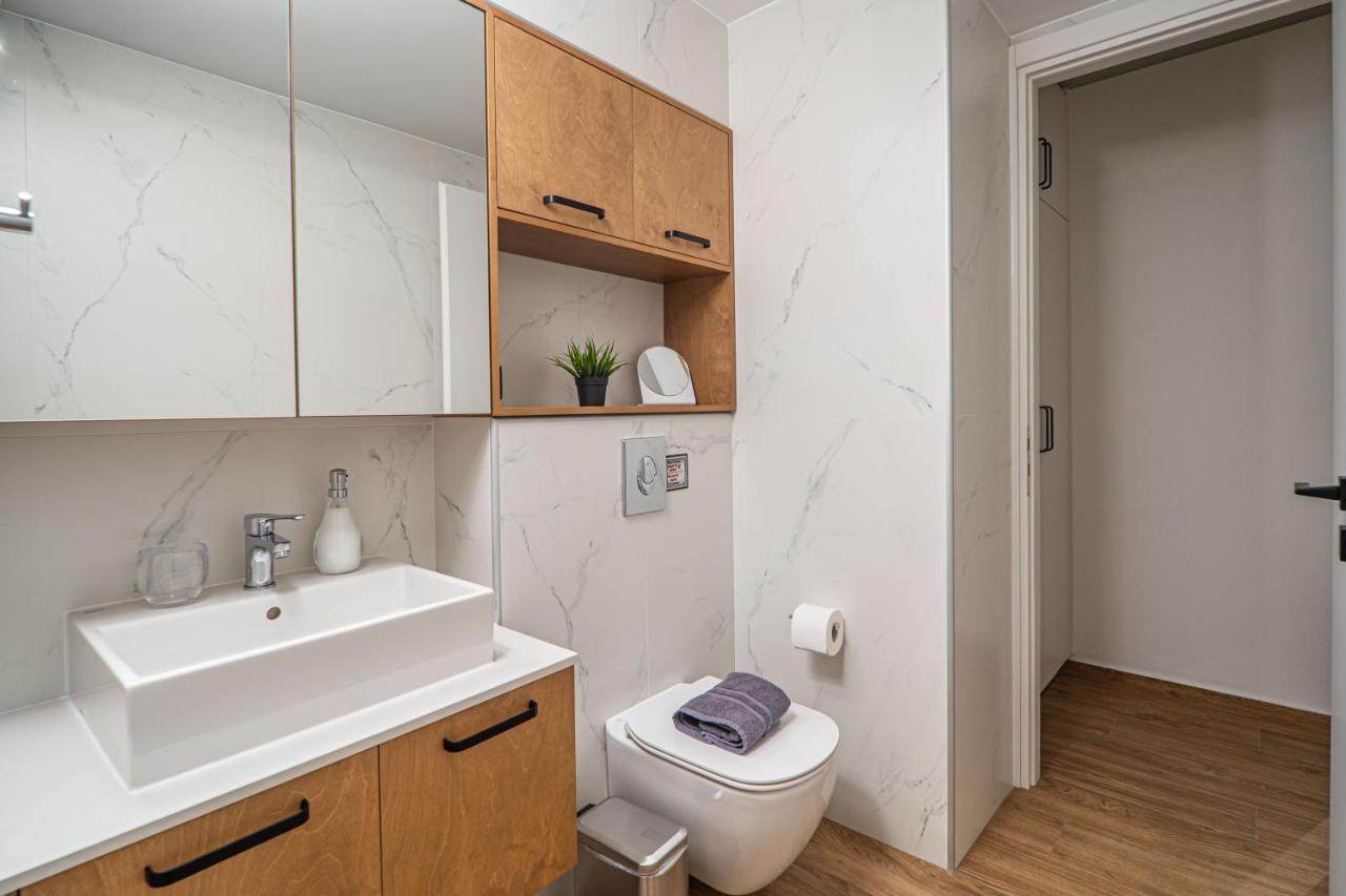 Vakantiehuis Antigone's Lux 5 Mins Walk To Beach, Old Town, Chania (Crete)