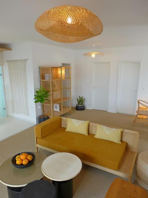 Fos - Casa Casa Group