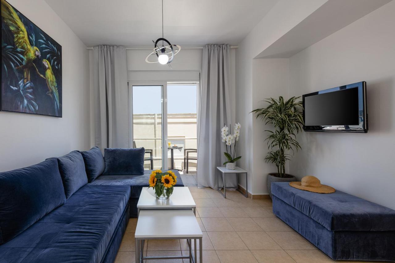 Adelphes Beachfront With Direct Connection To The Apartment Chania (Crete)