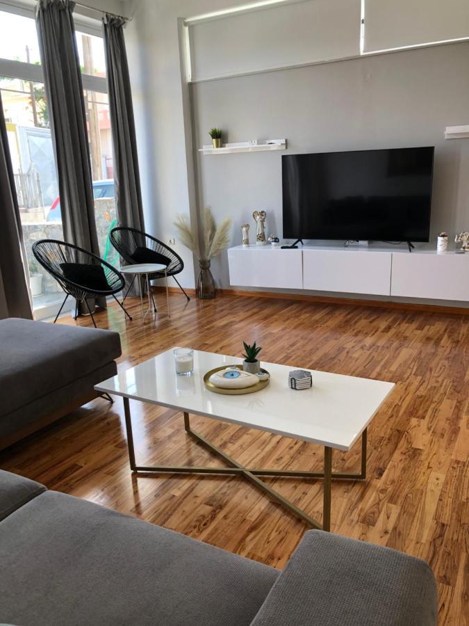 Apartment New Delux Studio With Wooden Floor *