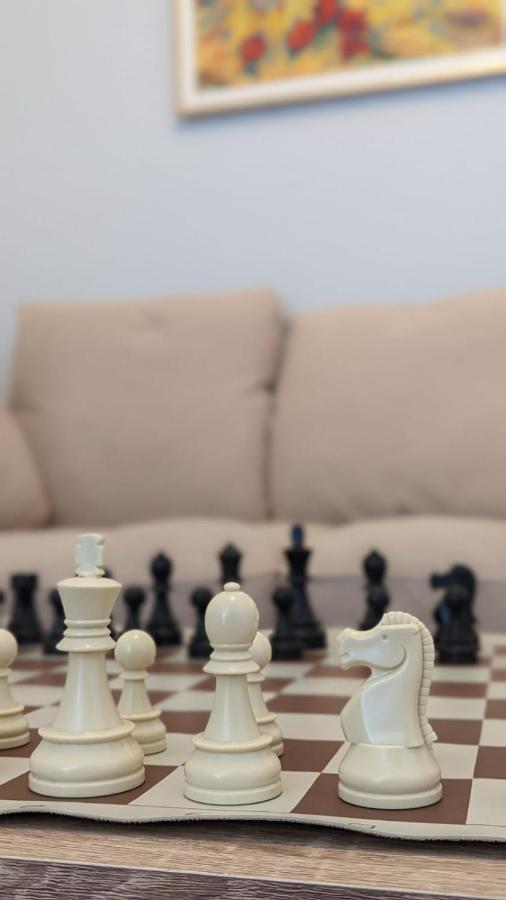 Sea & Chess *